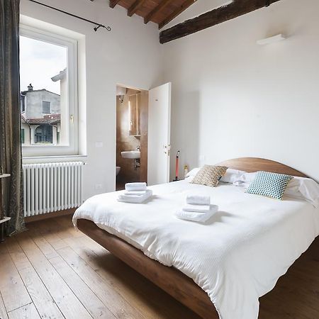 Poet'S Santo Spirito Apt. Apartment Флоренция Екстериор снимка