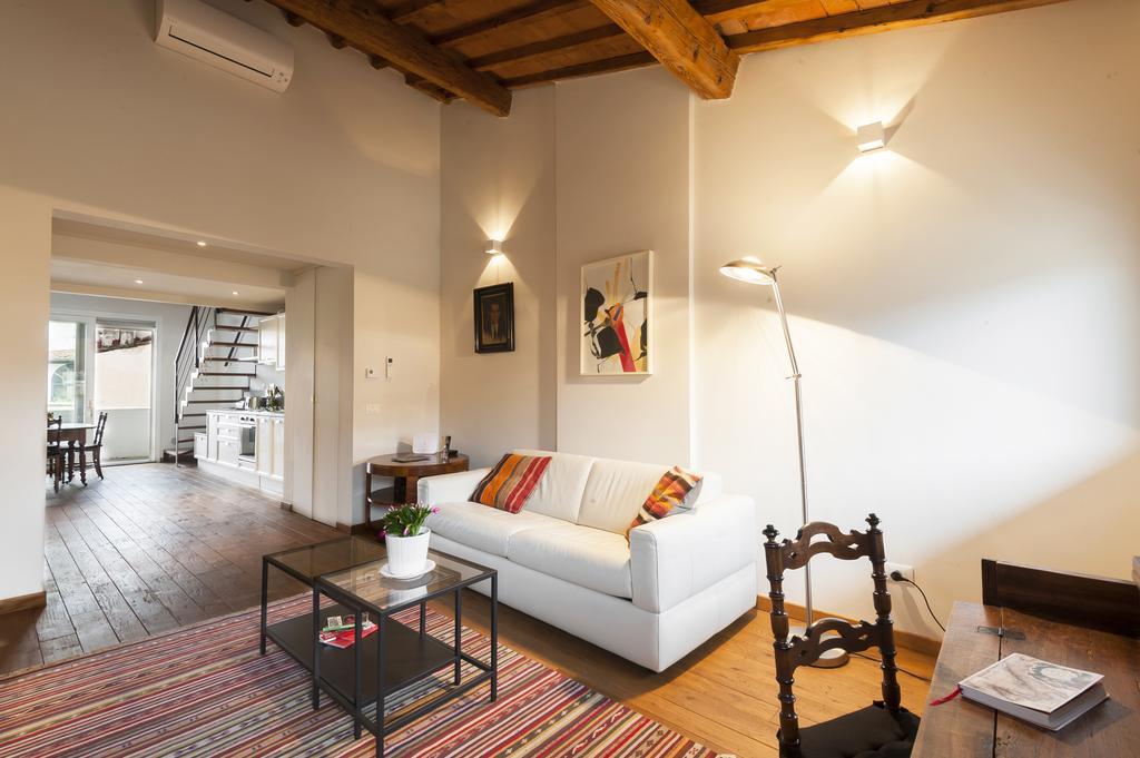 Poet'S Santo Spirito Apt. Apartment Флоренция Екстериор снимка